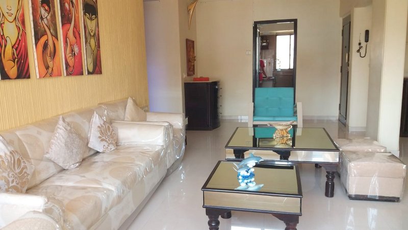2 BHK Flat on Rent in Andheri West - New Link Palace